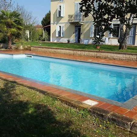 Villa Liberty Monferrato Hus Med Pool *
